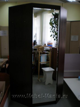 Шкаф угловой с зеркалом