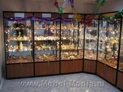 Торговые прилавки и витрины для магазинов